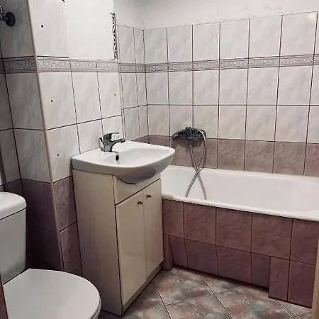 To Close * Varšava